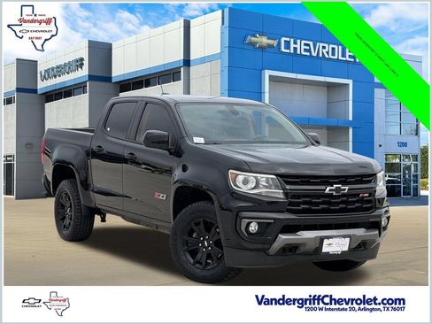 Used 2021 Chevrolet Colorado Z71 w/ Z71 Midnight Edition AWD/4WD image 1