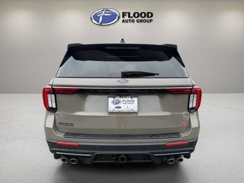 New 2026 Ford Explorer ST w/ Sun And Sound Package image 6