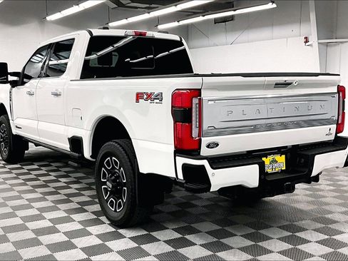Used 2024 Ford F350 Platinum AWD/4WD image 3