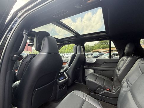 Used 2024 Lincoln Navigator Reserve AWD/4WD image 27