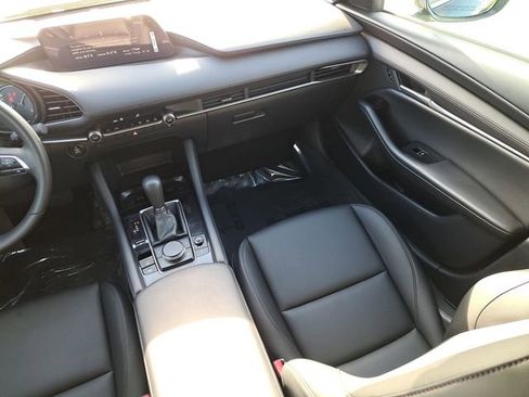 Certified 2025 MAZDA MAZDA3 s Sport image 15