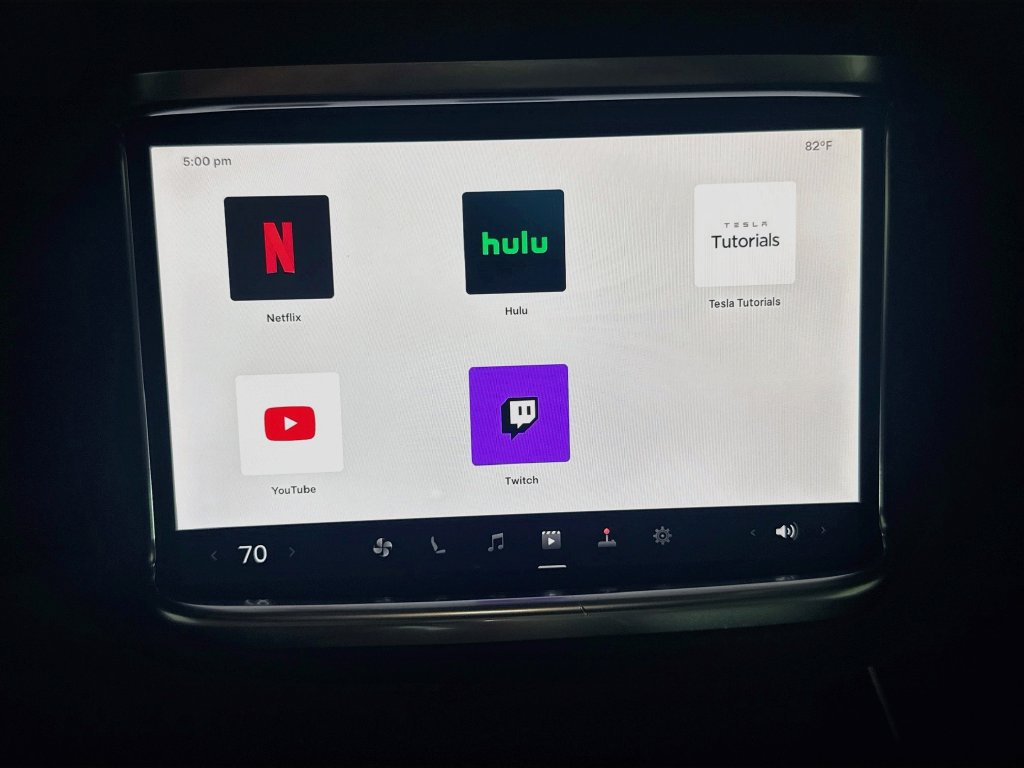 Used 2023 Tesla Model X Plaid AWD/4WD image 25