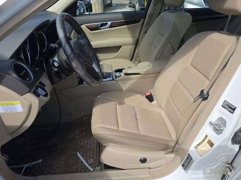 Used 2013 Mercedes-Benz C 300 4MATIC Sedan image 6