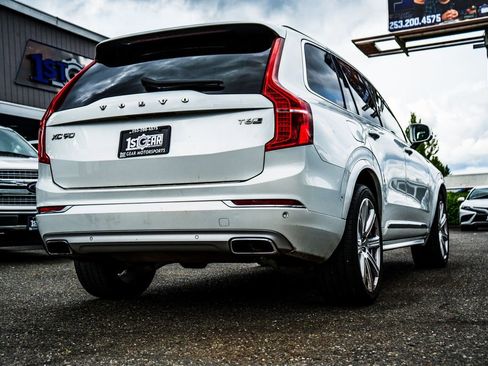 Used 2016 Volvo XC90 T6 Inscription w/ Vision Package AWD/4WD image 3
