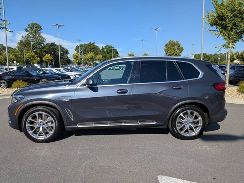 Used 2022 BMW X5 xDrive45e w/ Climate Comfort Package AWD/4WD image 6