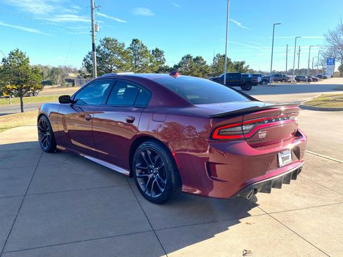 Used 2020 Dodge Charger Scat Pack image 4