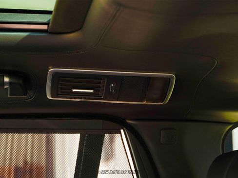 Used 2017 Land Rover Range Rover LWB SV Autobiography image 50