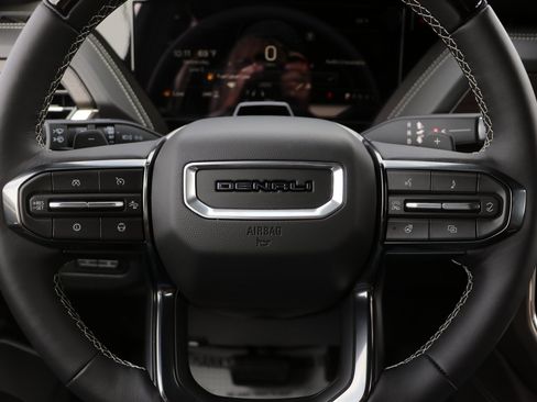 New 2026 GMC Yukon XL Denali Ultimate AWD/4WD image 17