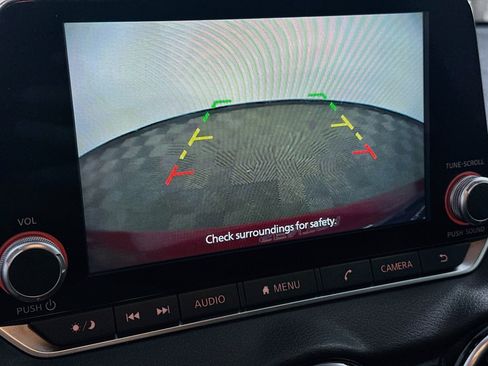 Used 2021 Nissan Sentra SV FWD image 21
