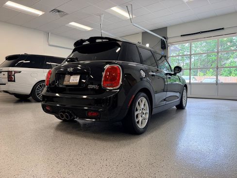 Used 2016 MINI Cooper S FWD image 9