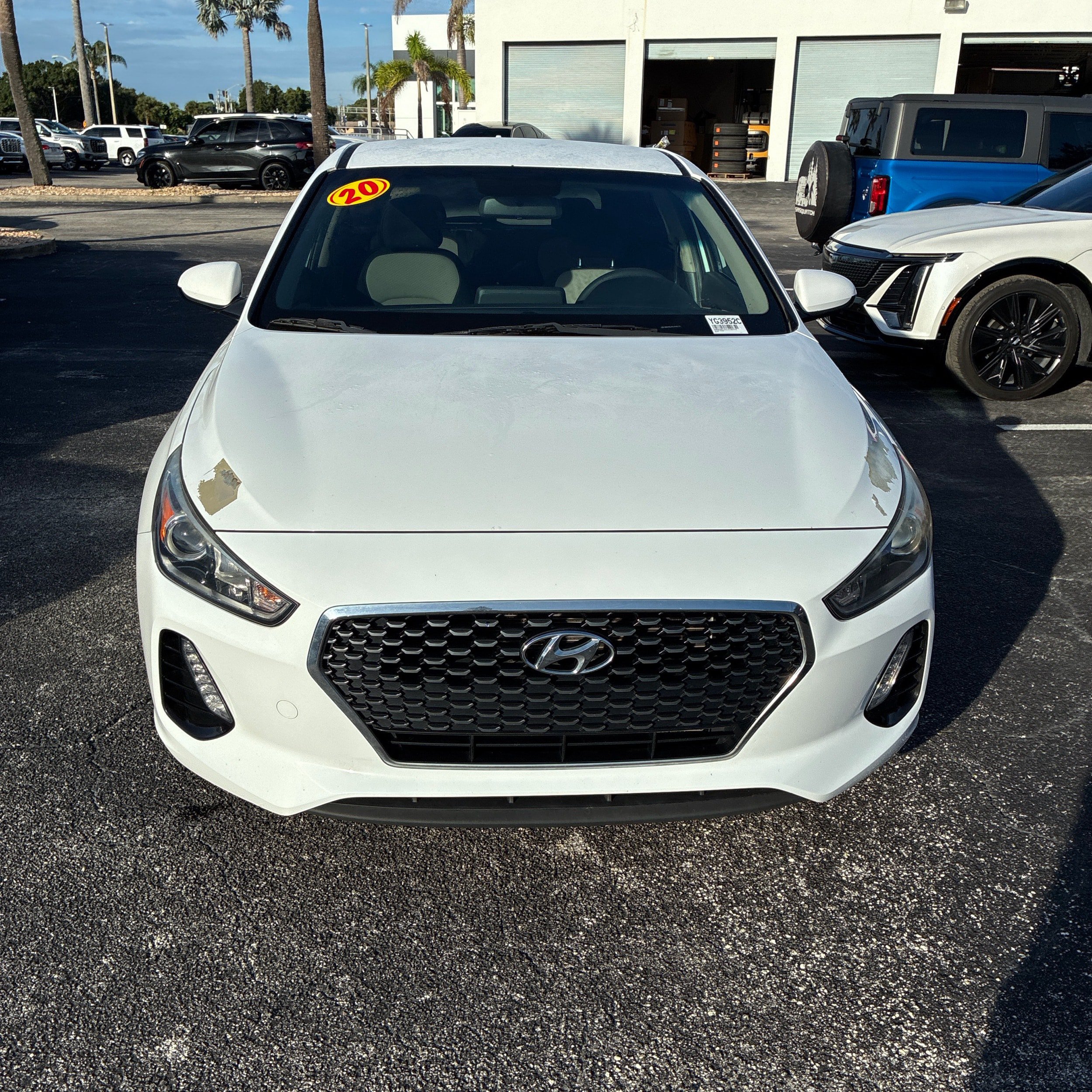 Used 2020 Hyundai Elantra GT FWD image 16