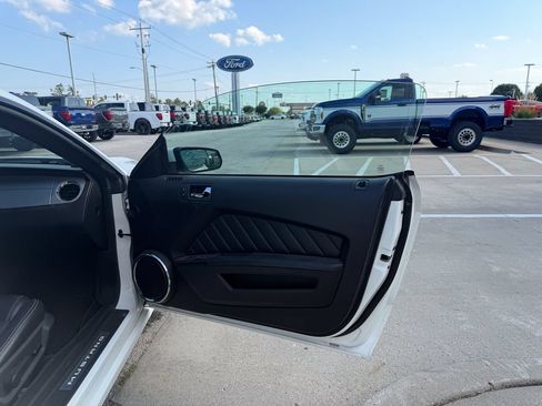 Used 2013 Ford Mustang Premium w/ V6 Performance Pkg RWD image 23