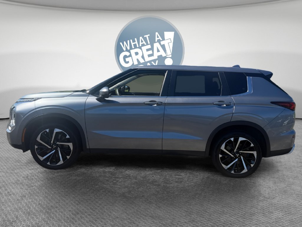 Used 2022 Mitsubishi Outlander SE AWD/4WD image 7