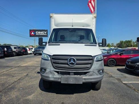 Used 2024 Mercedes-Benz Sprinter 3500 w/ Acoustic Package image 3