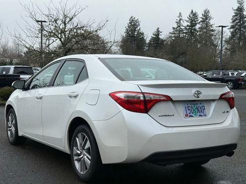Used 2014 Toyota Corolla LE image 3