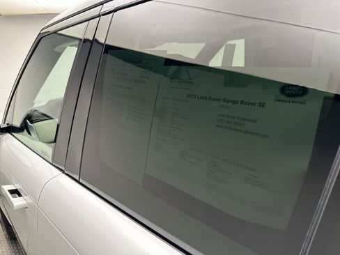 Used 2023 Land Rover Range Rover SE image 32