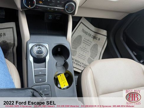Used 2022 Ford Escape SEL image 16