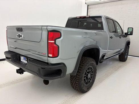 New 2026 Chevrolet Silverado 2500 ZR2 AWD/4WD image 29