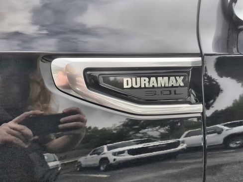 Used 2023 GMC Yukon Denali AWD/4WD image 33