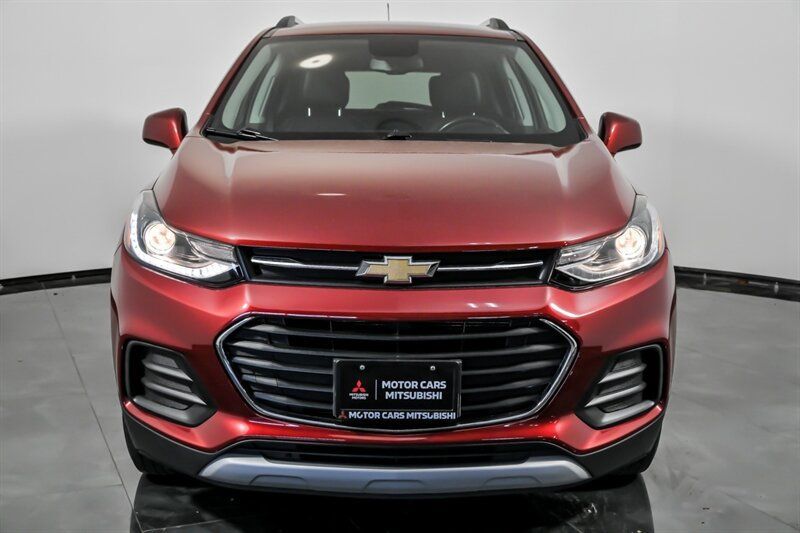 Used 2020 Chevrolet Trax LT AWD/4WD image 4