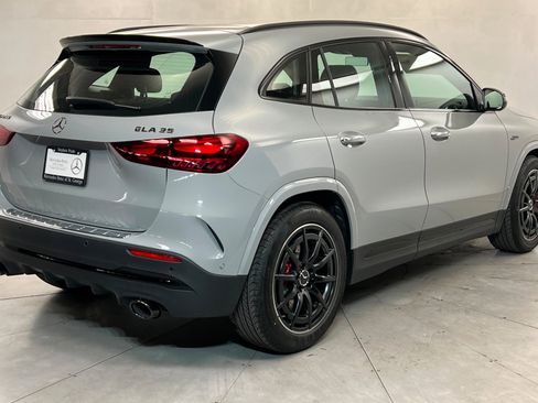 New 2026 Mercedes-Benz GLA 35 AMG 4MATIC image 5