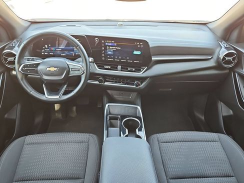 Used 2025 Chevrolet Equinox LT AWD/4WD image 26