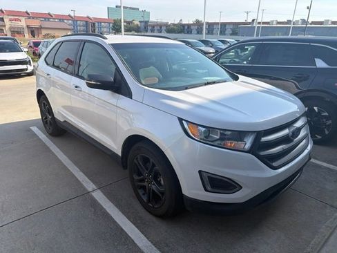 Used 2018 Ford Edge SEL w/ Equipment Group 201A FWD image 3