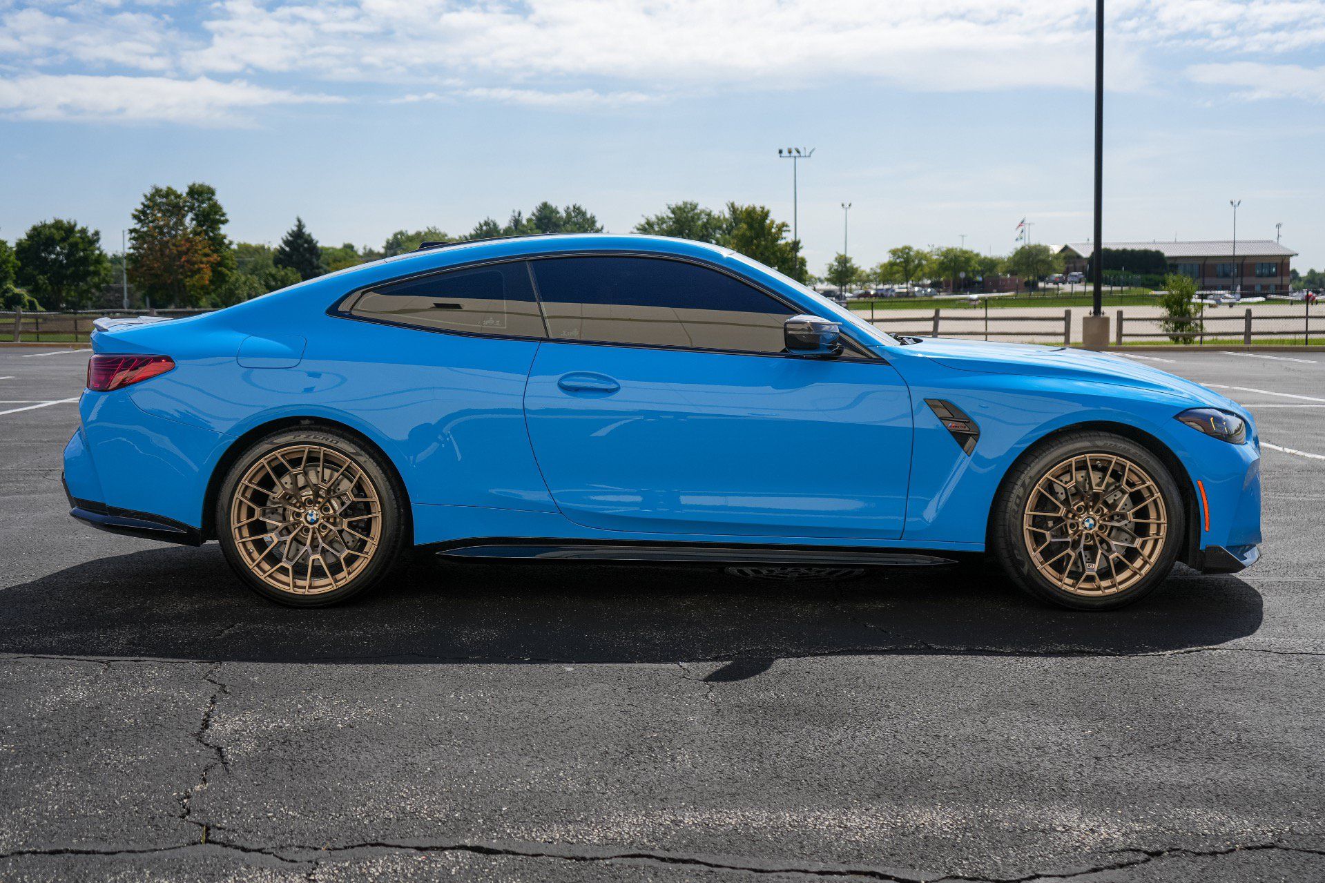 Used 2025 BMW M4 CS AWD/4WD image 6