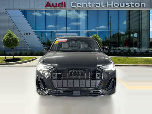 Certified 2025 Audi Q3 2.0T Premium w/ Convenience Package image 6