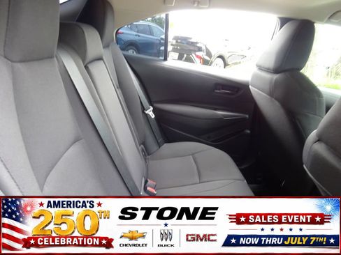 Used 2022 Toyota Corolla LE FWD image 21