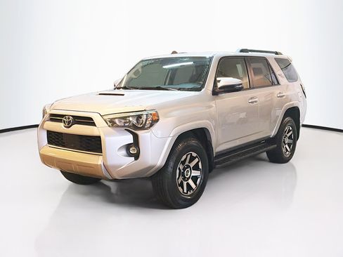 Used 2022 Toyota 4Runner TRD Off-Road Premium image 3