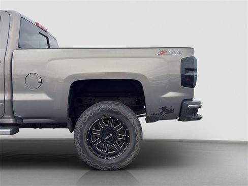 Used 2017 Chevrolet Silverado 2500 LTZ image 20