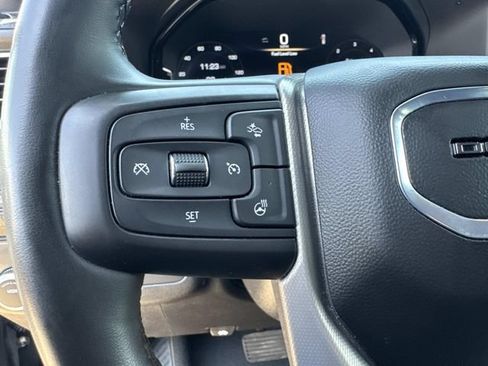 Used 2024 GMC Yukon Denali RWD image 41