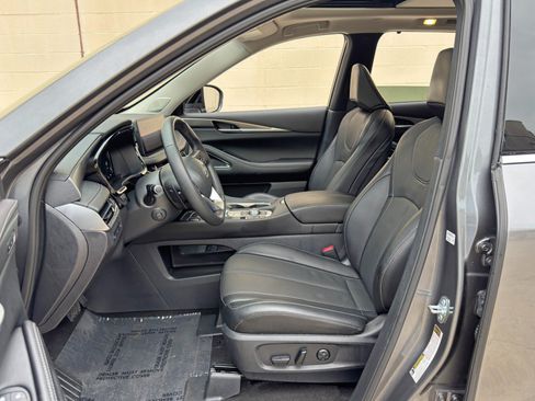 Used 2025 INFINITI QX60 Luxe w/ Vision Package AWD/4WD image 17
