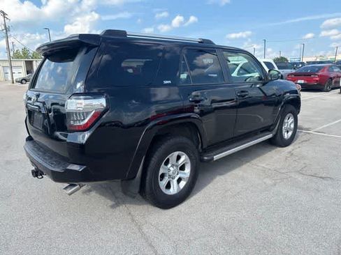 Used 2023 Toyota 4Runner SR5 Premium w/ Moonroof Package AWD/4WD image 5