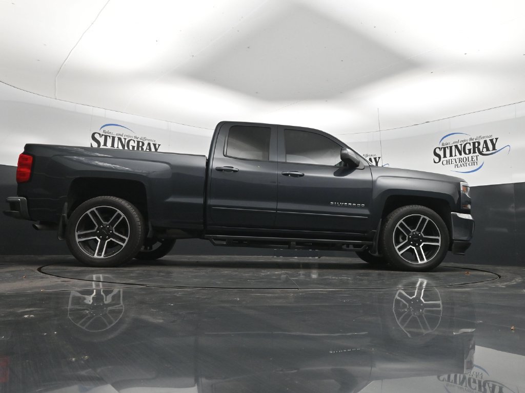Used 2018 Chevrolet Silverado 1500 LT w/ All Star Edition RWD image 33