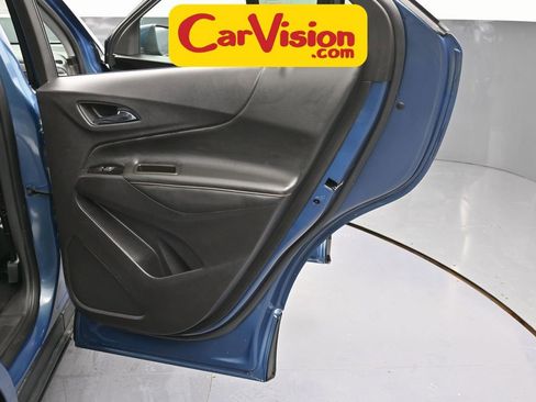 Used 2024 Chevrolet Equinox Premier image 37