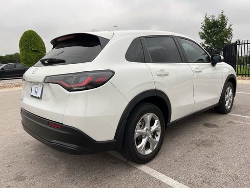 Used 2023 Honda HR-V LX image 4