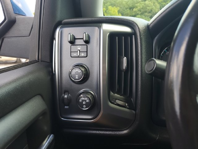 Used 2017 Chevrolet Silverado 1500 LT w/ All Star Edition AWD/4WD image 20