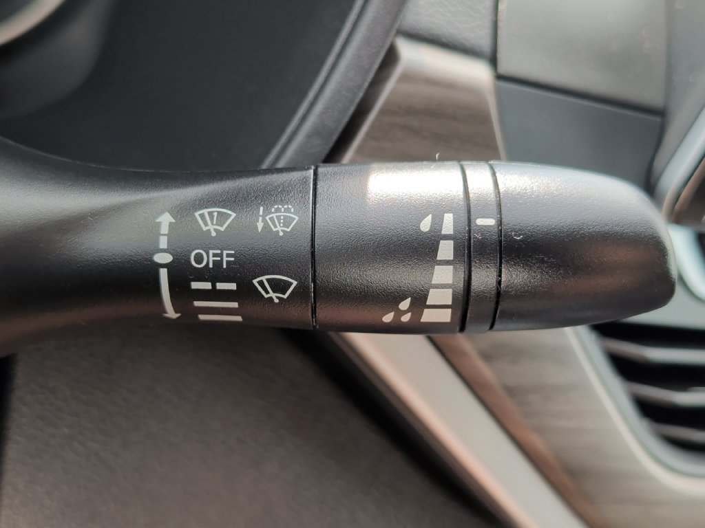 Used 2025 Nissan Altima 2.5 SV FWD image 45