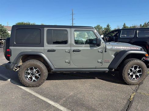 Used 2021 Jeep Wrangler Unlimited Rubicon AWD/4WD image 9