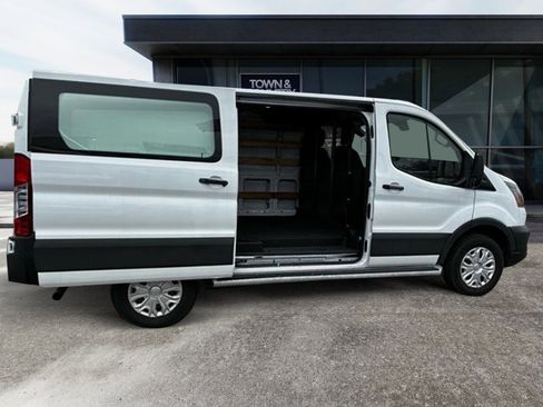 Used 2024 Ford Transit 250 Low Roof w/ Exterior Upgrade Package RWD image 4