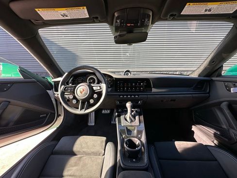 Certified 2025 Porsche 911 GT3 RS image 6