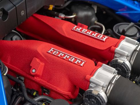 Used 2026 Ferrari Roma Spider RWD image 45