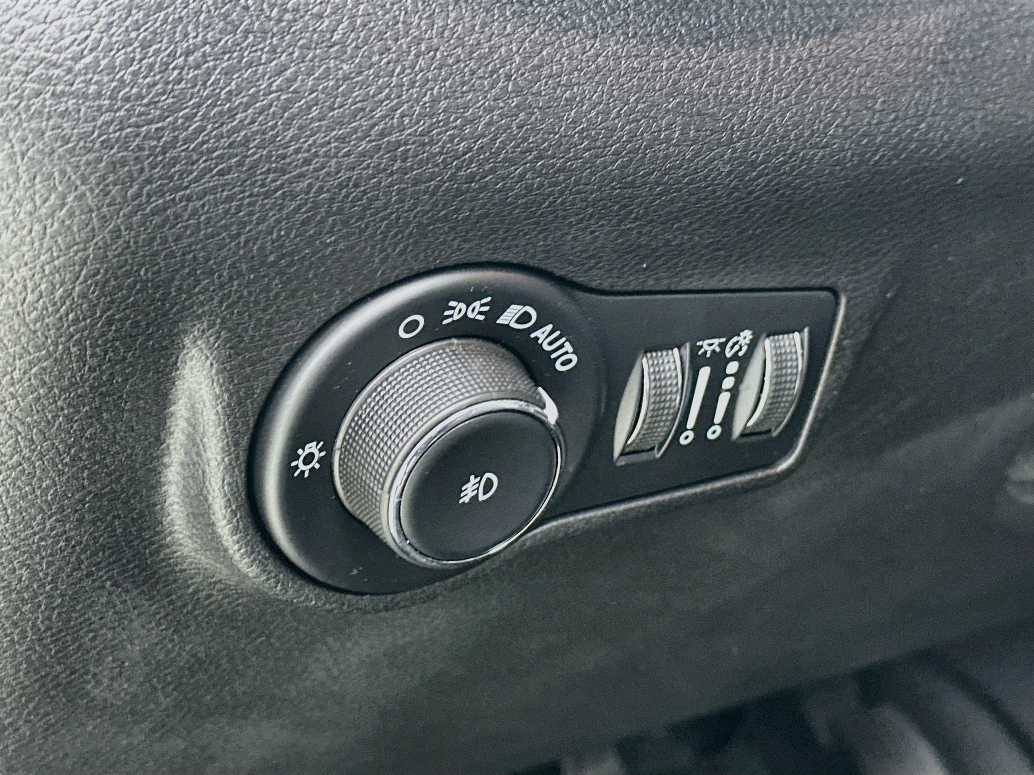 Used 2023 Jeep Compass High Altitude AWD/4WD image 10