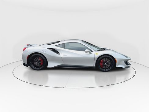 Used 2019 Ferrari 488 Pista Coupe RWD image 9