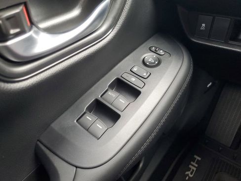 New 2026 Honda HR-V LX image 28