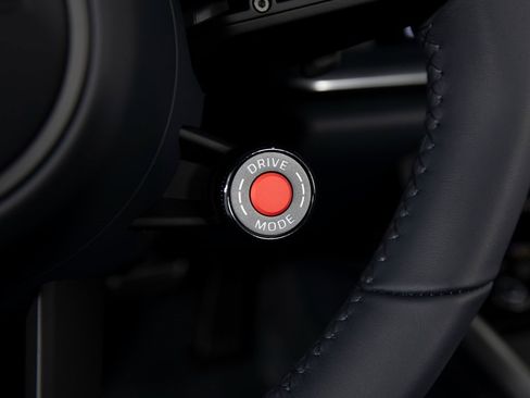 Certified 2026 Porsche 911 GTS image 25