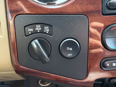 Used 2008 Ford F450 XLT image 21