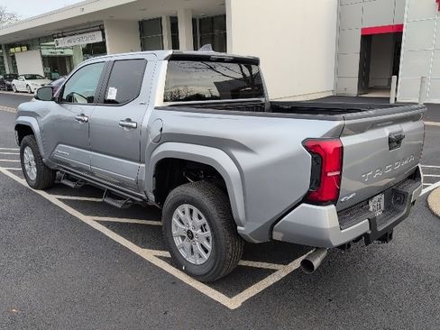 New 2025 Toyota Tacoma SR5 image 9